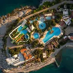 Resort Pine Bay Kusadası