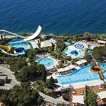 Resort Pine Bay Kusadası