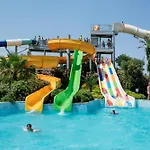 Resort Pine Bay Kusadası