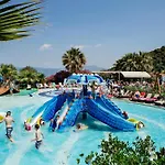 Pine Bay Resort 5*