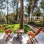 Pine Bay Resort