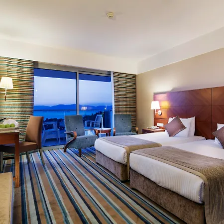 Pine Bay Resort 5*