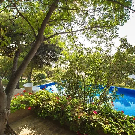 Resort Pine Bay Kusadası
