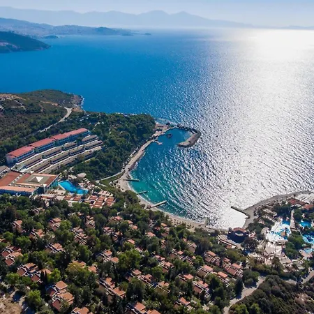 Pine Bay Resort