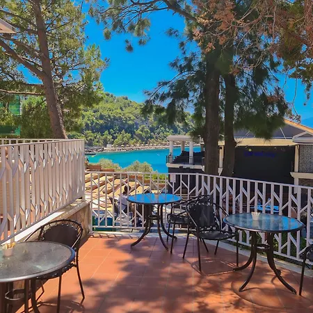 Pine Bay Resort