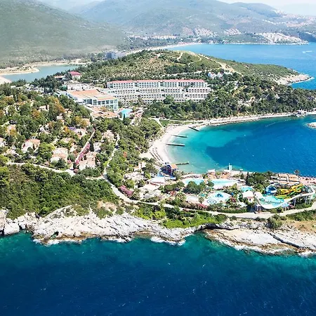 Pine Bay 5*