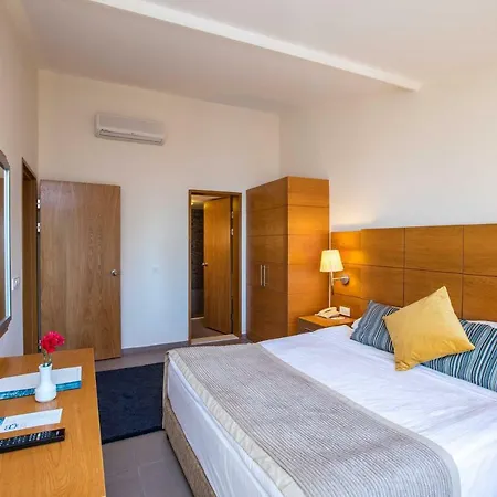 Resort Pine Bay Kusadası