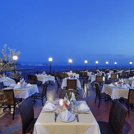 Pine Bay 5* Kusadası