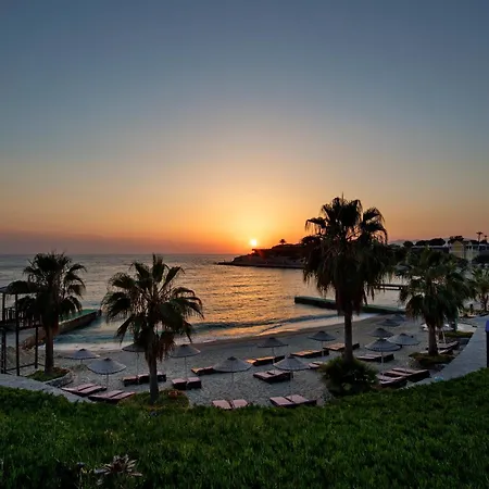 Rezort Pine Bay Kusadası