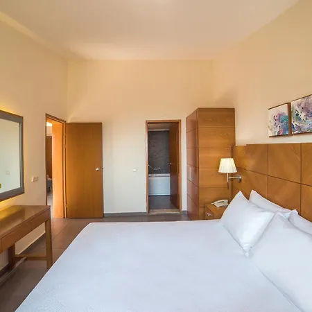 Pine Bay 5*