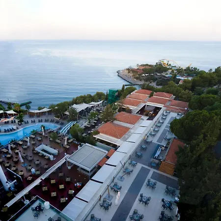 Complex Pine Bay Kusadası