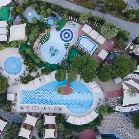 Pine Bay 5* Kuşadası