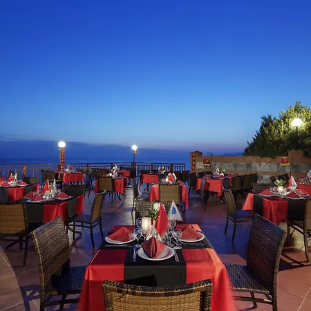 Resort Pine Bay Kuşadası