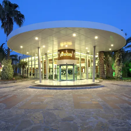 Complex Pine Bay 5*