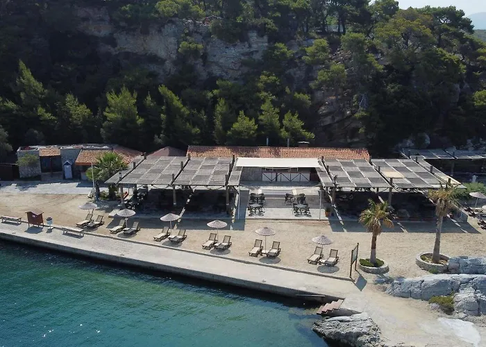 松树湾旅游度假酒店 5* 库萨达斯